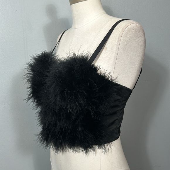 Black faux feather decorated crop top corset bra size M - Picture 2 of 12